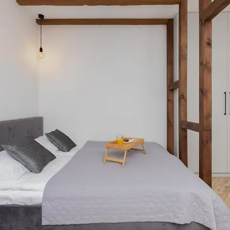 Angielska Grobla Z Parkingiem W Sercu Gdanska By Renters Gdańsk