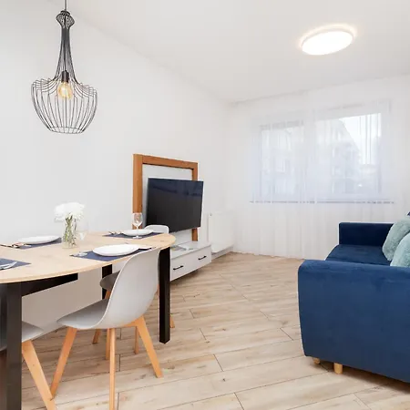 Angielska Grobla Z Parkingiem W Sercu Gdanska By Renters Gdańsk